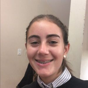 Meet your Posher, Adina